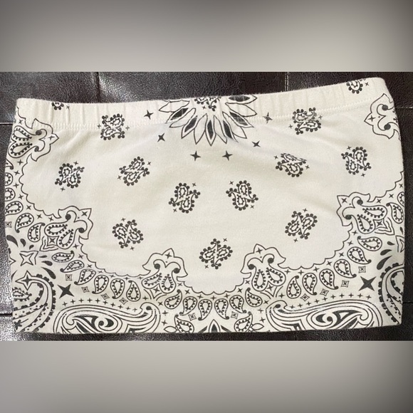 Forever 21 White Paisley High Waisted Skirt/paisley tube top set Small - Picture 5 of 8